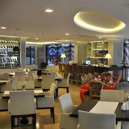 Niza Park Otel 3*
